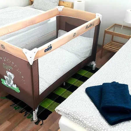 2 Bedroom Apartment, Brnenska Prehrada 2km Apartment *